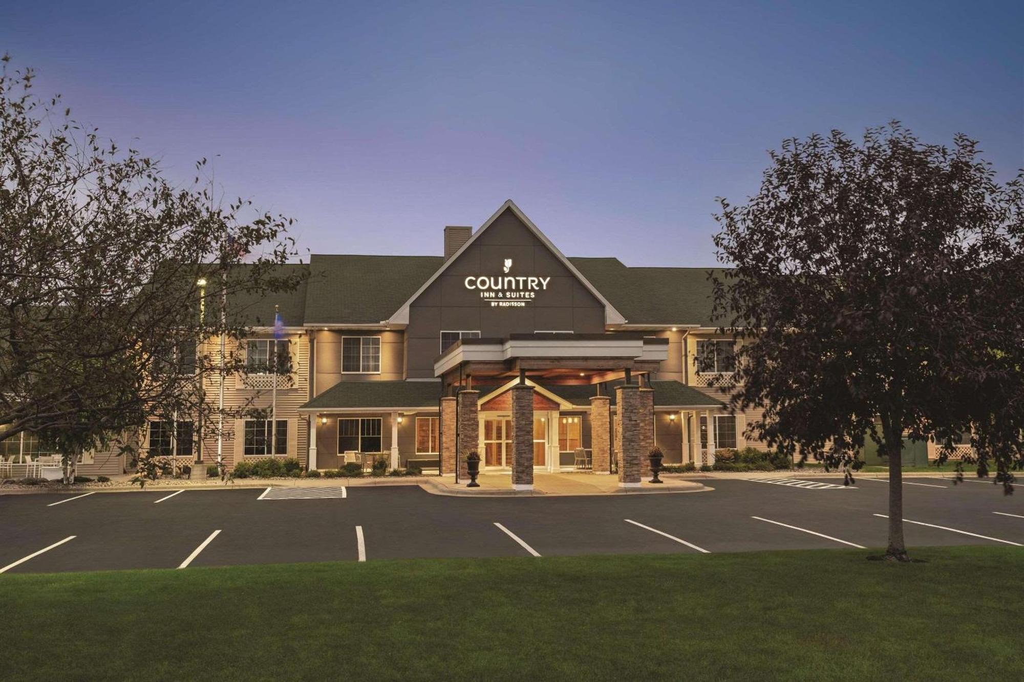 Country Inn & Suites By Radisson, Willmar, Mn Exteriér fotografie